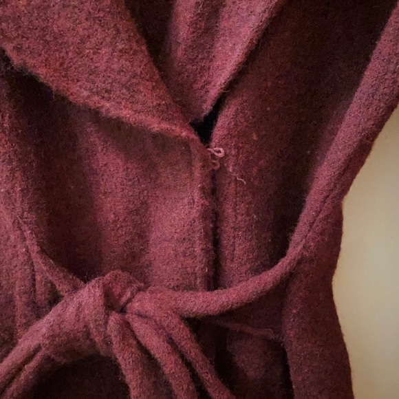 Rosie Neira shawl collar wool jacket w/waist tie burgundy - Picture 2 of 8